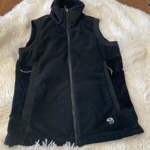 Mountain Heard Wear Fleece Vest